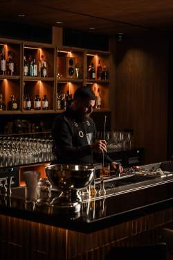 Bar musique mixologie à Dakar · Diamono · Terrou-Bi