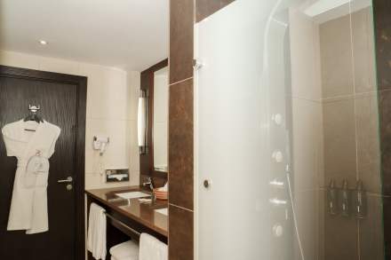 Chambre Confort Supérieure hotel terrou-bi dakar 