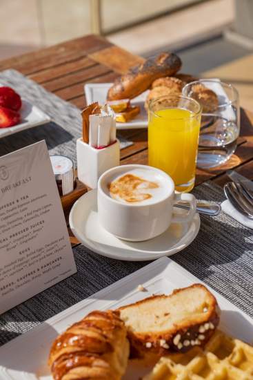 Restaurant en Bord de Mer à Dakar · La Terrasse · Terrou-Bi